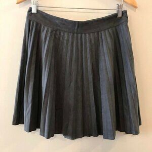 Vineyard Vines A Line Mini Skirt Gray Pleated 6 NEW